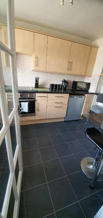 No 11 3 Bed Serviced Appartment Town Centre غيرفان المظهر الخارجي الصورة