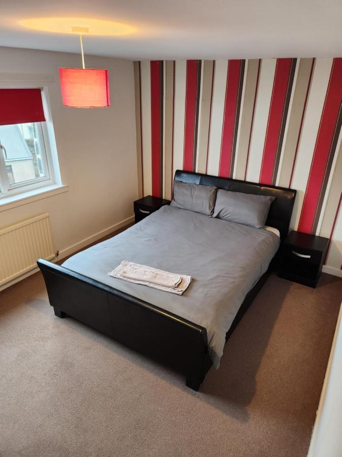No 11 3 Bed Serviced Appartment Town Centre غيرفان المظهر الخارجي الصورة