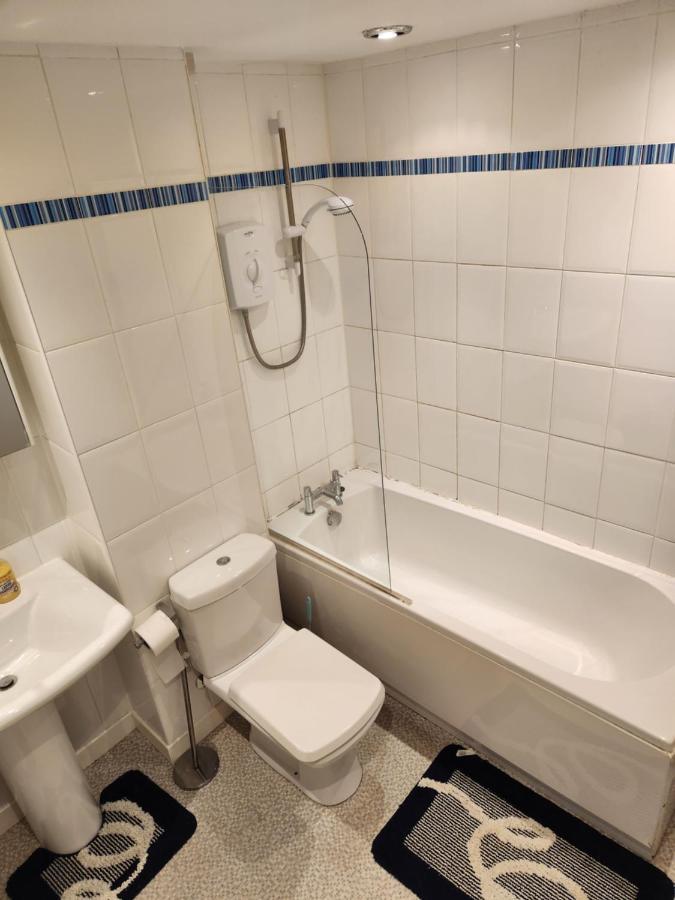 No 11 3 Bed Serviced Appartment Town Centre غيرفان المظهر الخارجي الصورة