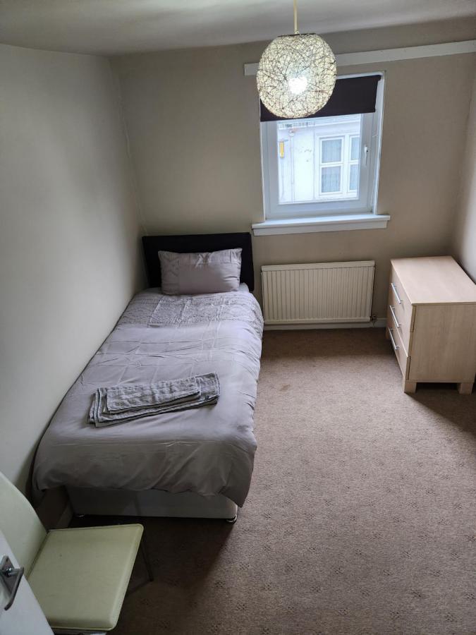 No 11 3 Bed Serviced Appartment Town Centre غيرفان المظهر الخارجي الصورة